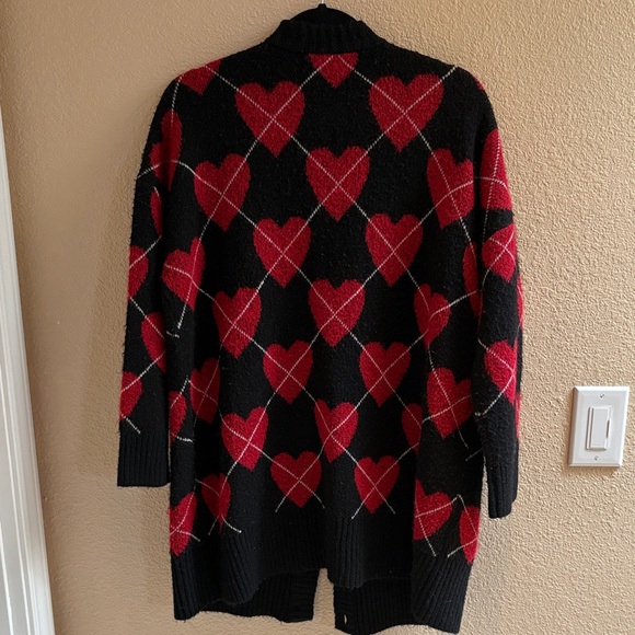Torrid Black and Red Knit Oversized Cardigan - Picture 7 of 8